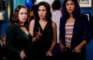 crazy ex-girlfriend Age Rating 2020 - TV Show Netflix Poster Images and Wallpapers