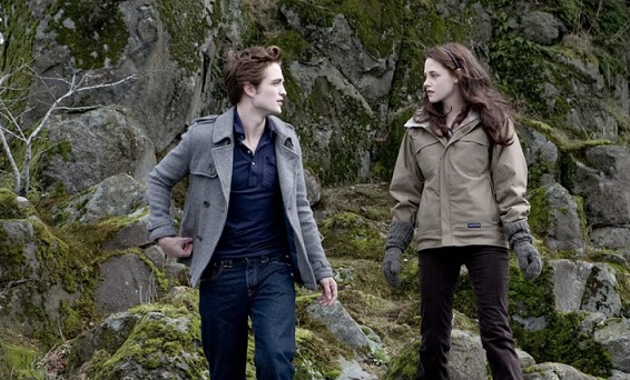 Twilight Parents Guide | Twilight Movie Age Rating 2021