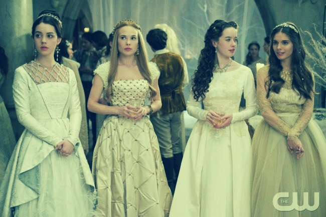 Reign (TV-Series 2013-2017) 3 Reign Parents Guide | Reign Age Rating (2017 Series)
