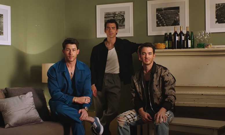 Jonas Brothers are ready to Roast themselves on Digital Platform