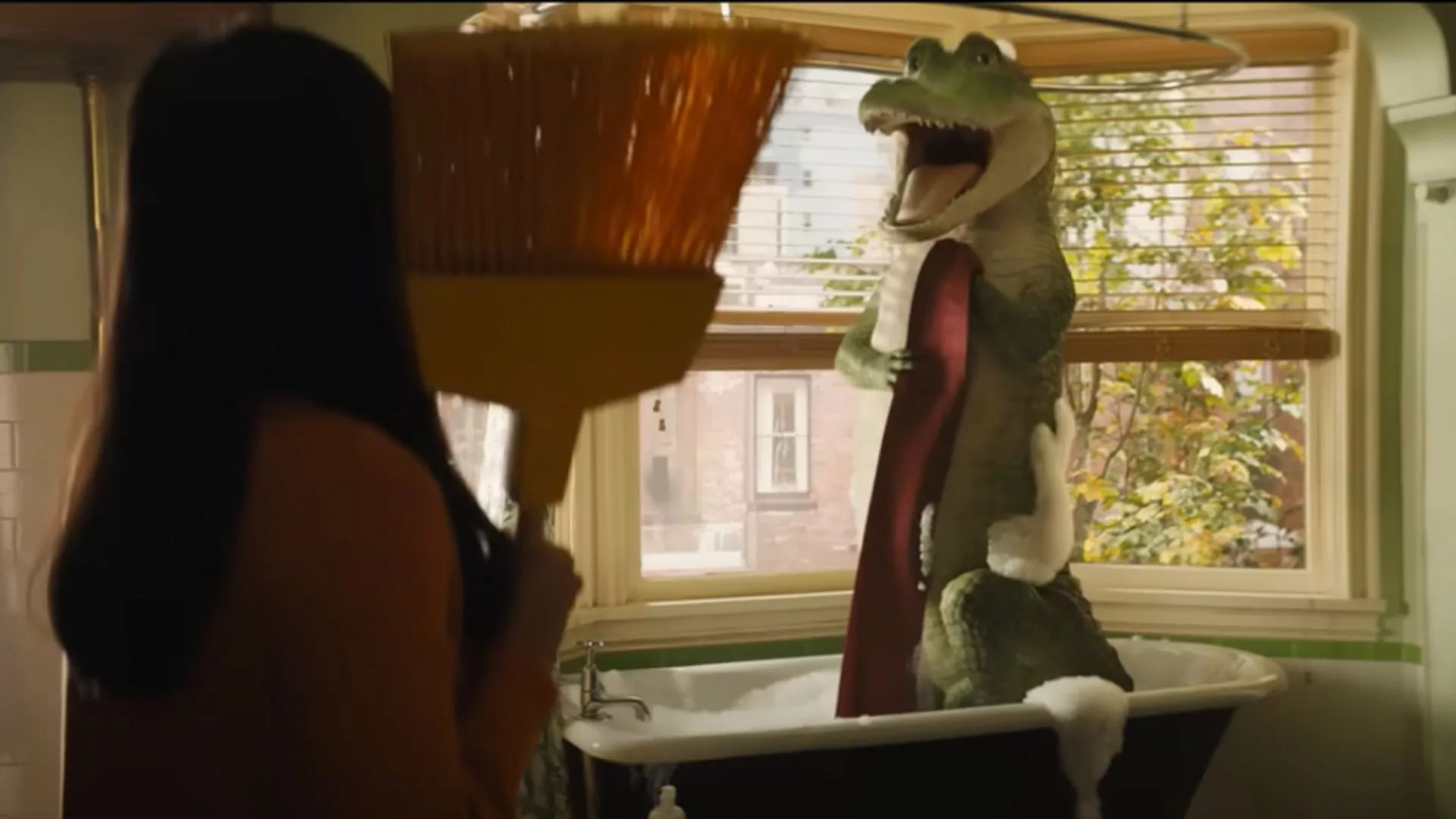 Lyle Lyle Crocodile Parents Guide and Age Rating (2022) Lyle Lyle Crocodile Parents Guide and Age Rating (2022)